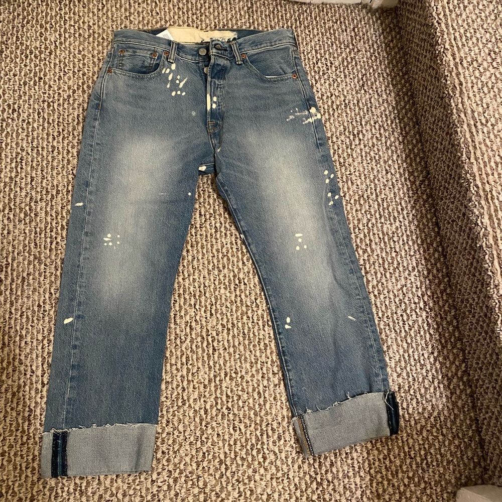 Levi Jeans, distressed, straight leg